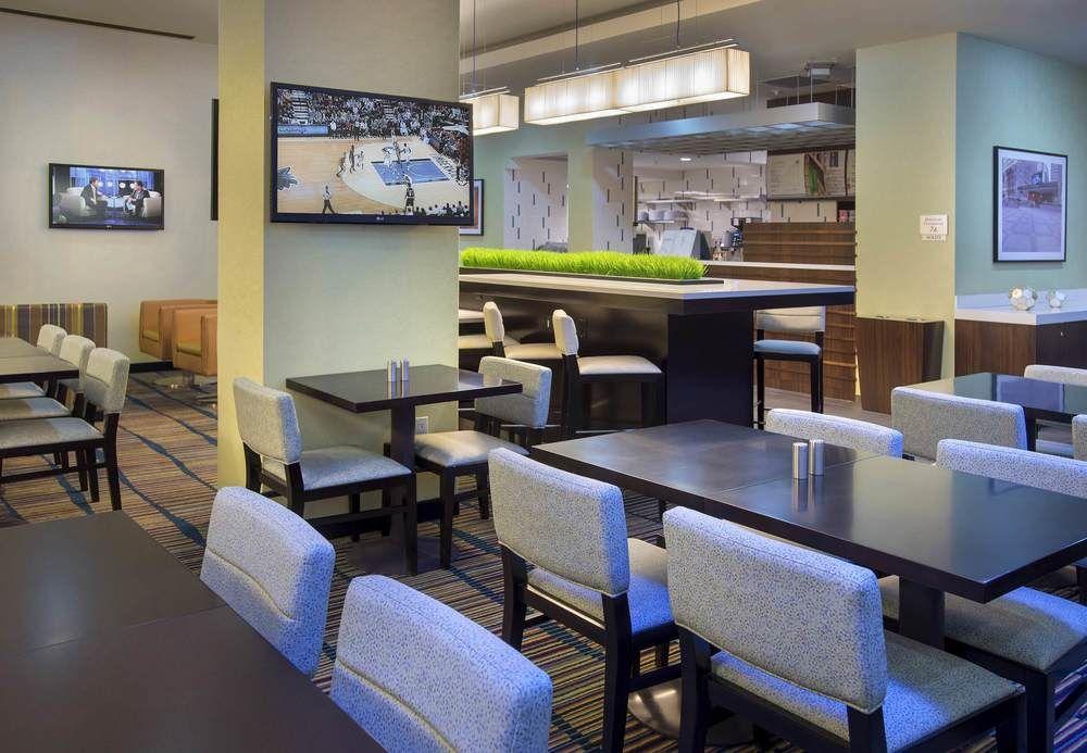 Courtyard By Marriott New York Manhattan/Chelsea Экстерьер фото