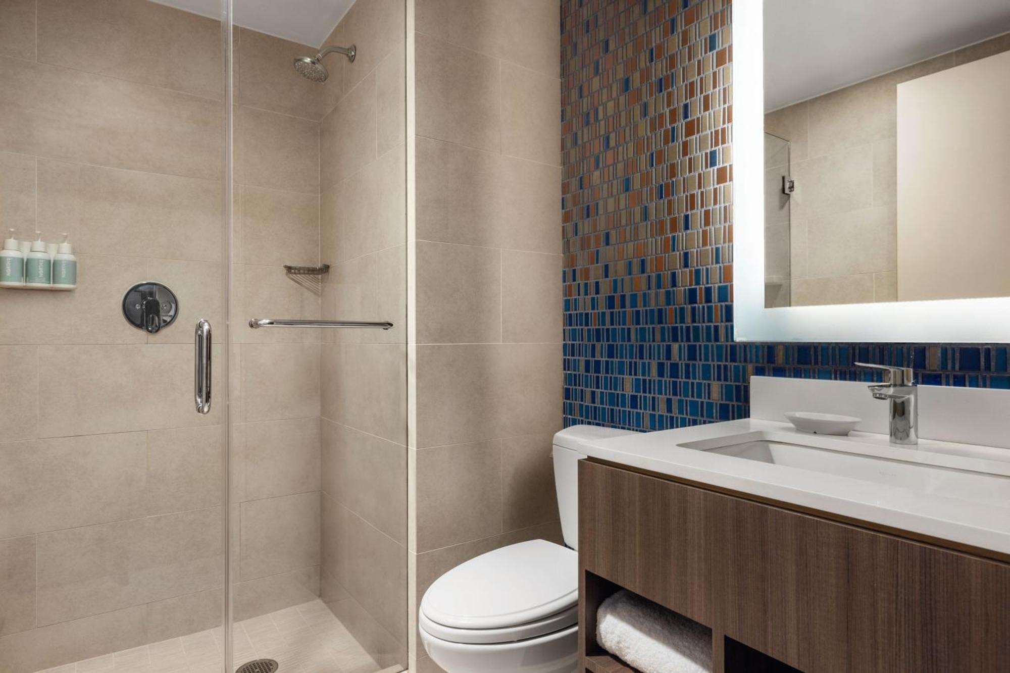 Courtyard By Marriott New York Manhattan/Chelsea Экстерьер фото