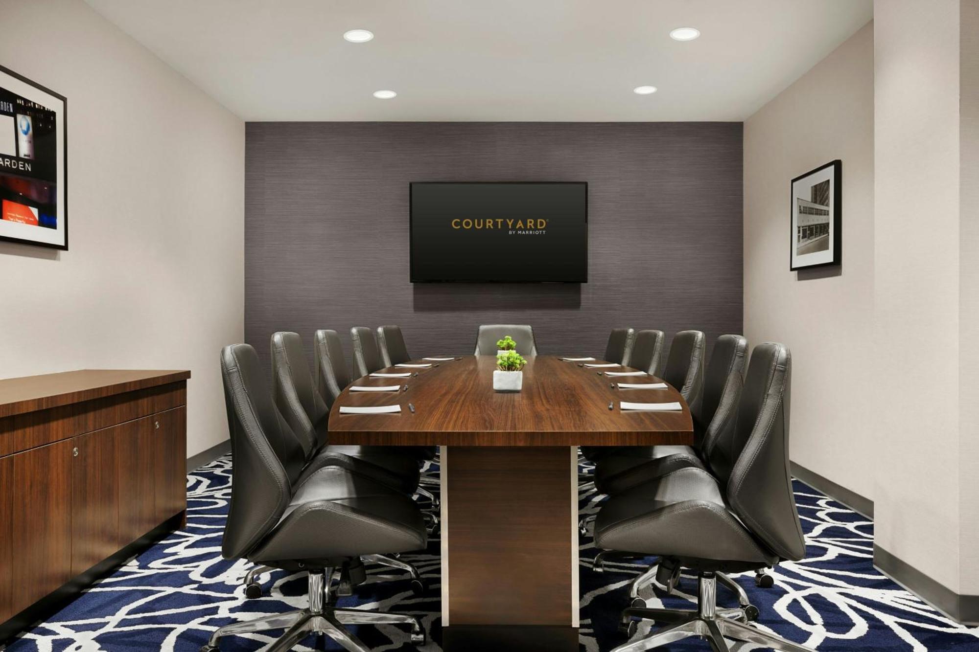 Courtyard By Marriott New York Manhattan/Chelsea Экстерьер фото