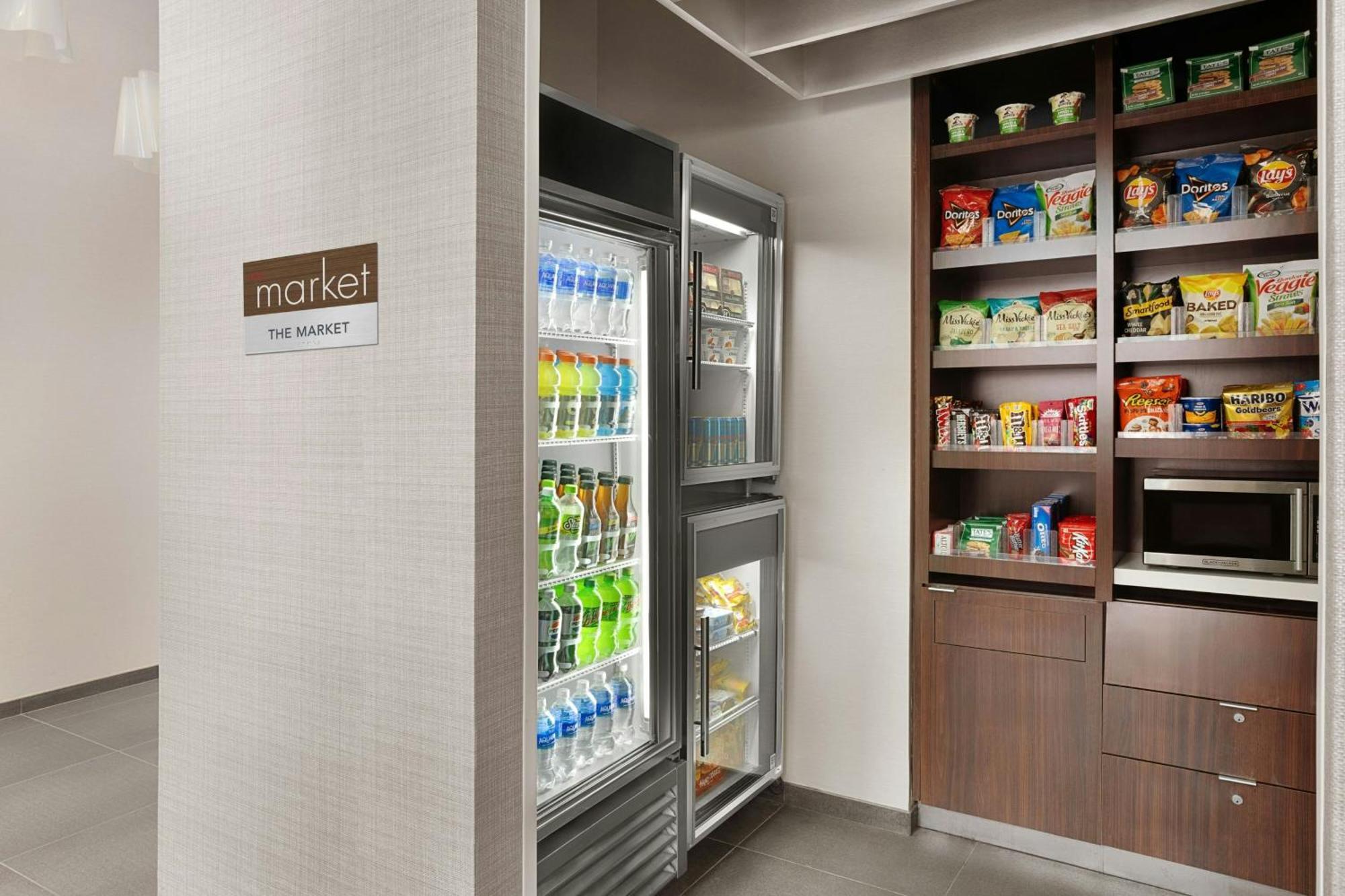 Courtyard By Marriott New York Manhattan/Chelsea Экстерьер фото