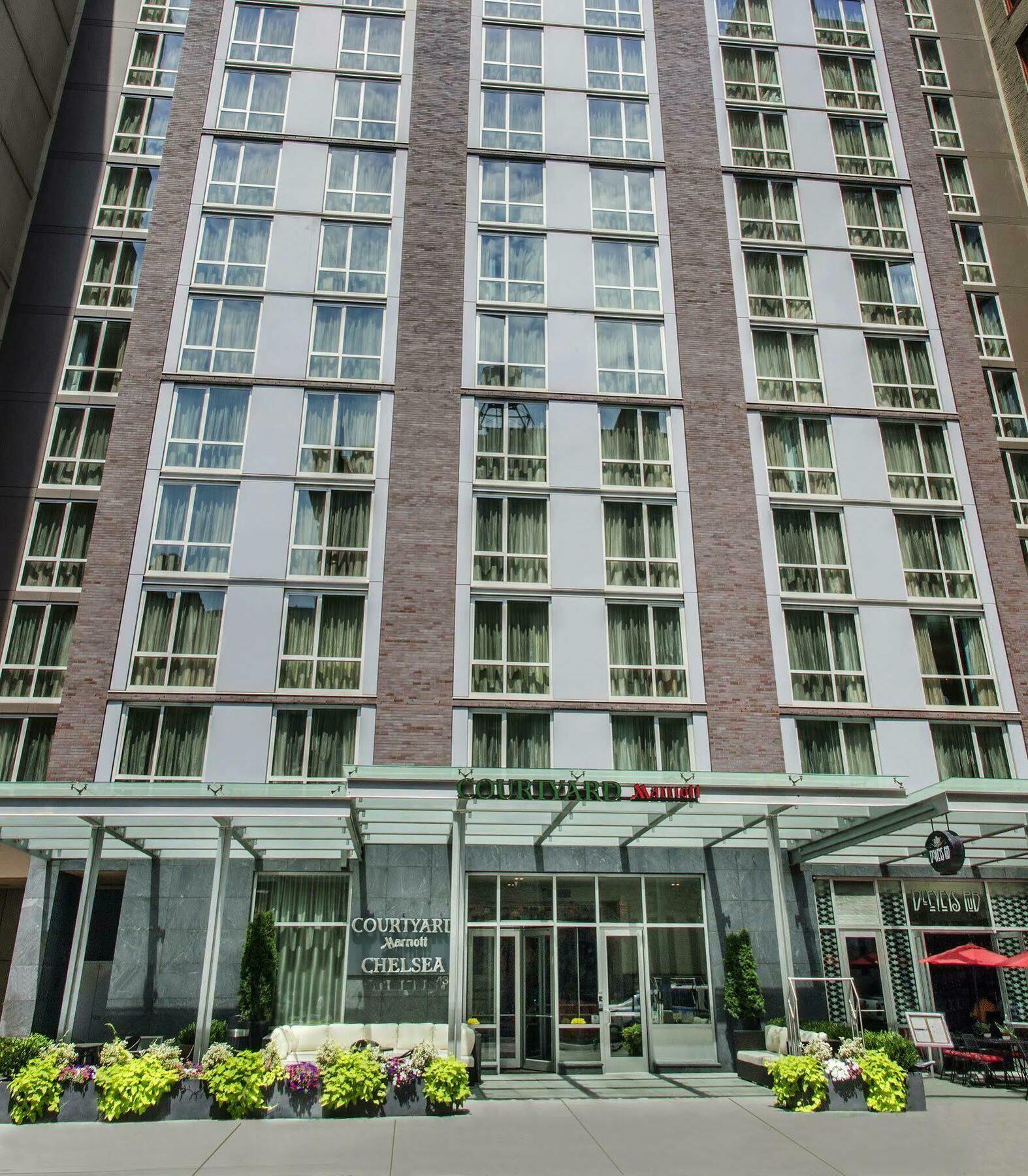 Courtyard By Marriott New York Manhattan/Chelsea Экстерьер фото